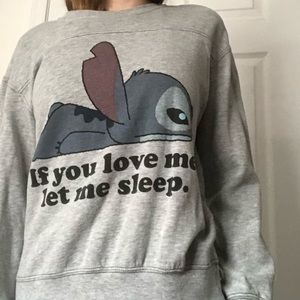 🦋🧞‍♀️Disney’s Stitch sweatshirt🧞‍♂️